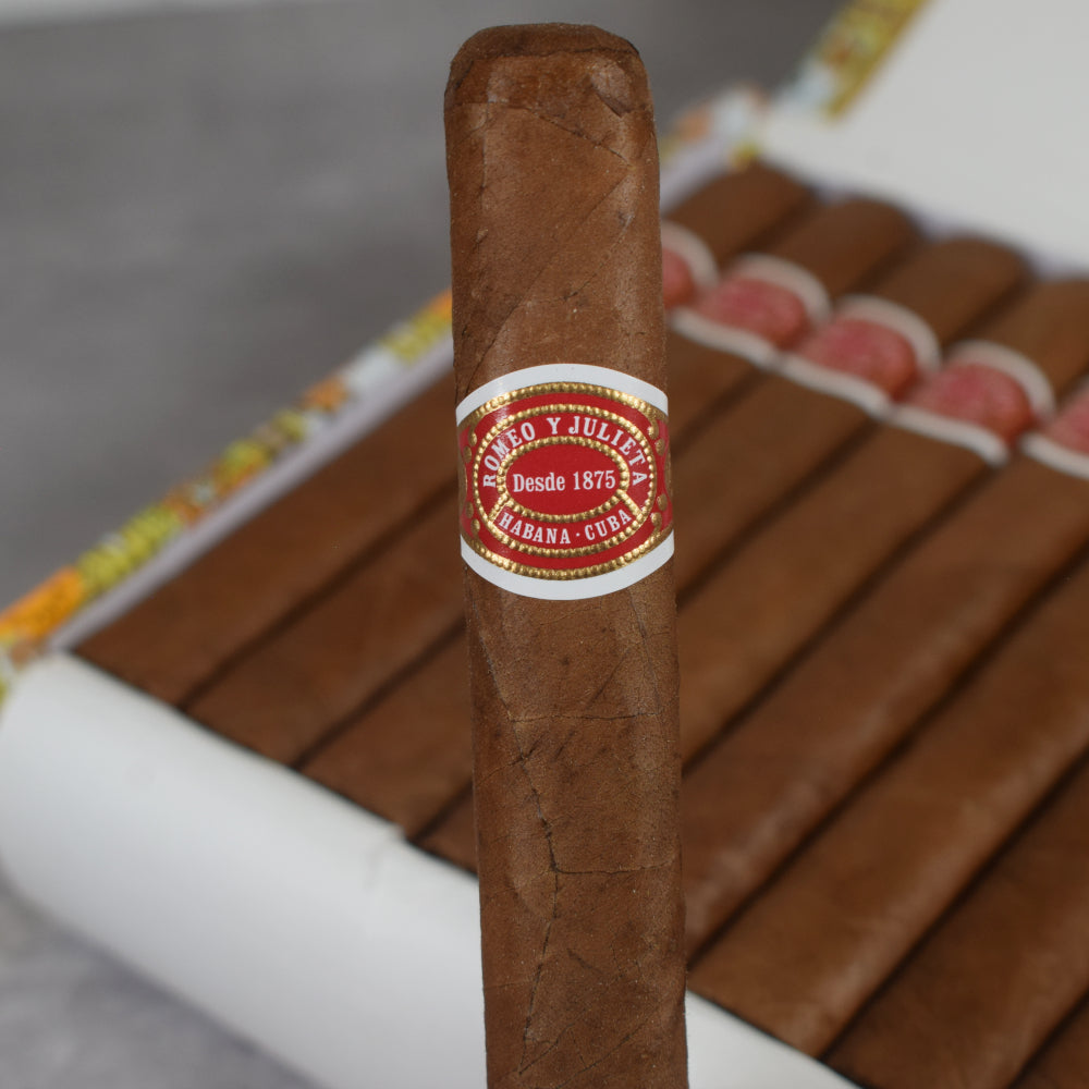 Romeo Y Julieta Mille Fleurs